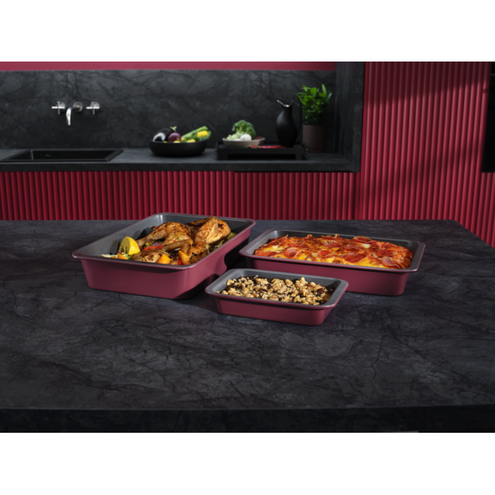 Multipurpose, non-stick Easy2Clean Rectangular 3-Pan Set.