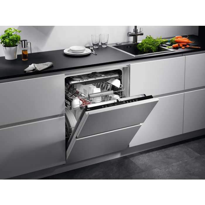 AEG - Dishwasher 60 cm - FSE94848P