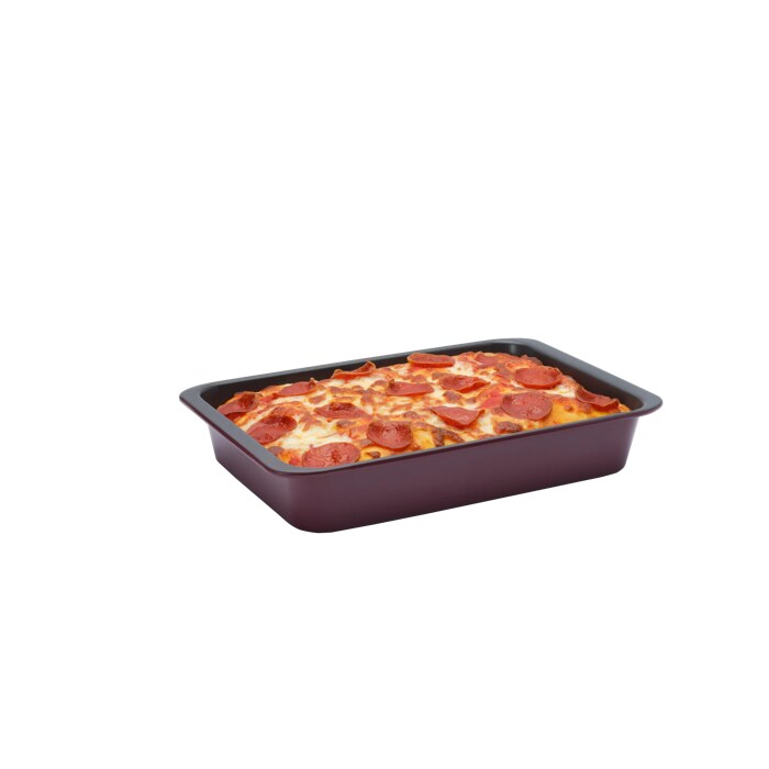 Product in use, filled with a pan pizza