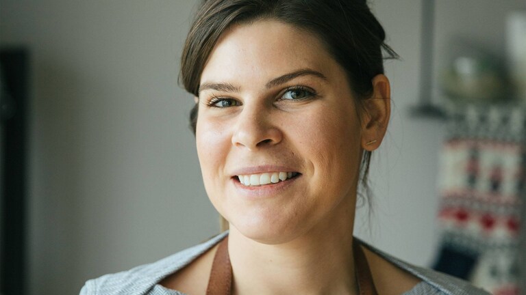 Jacques la Merde sorride